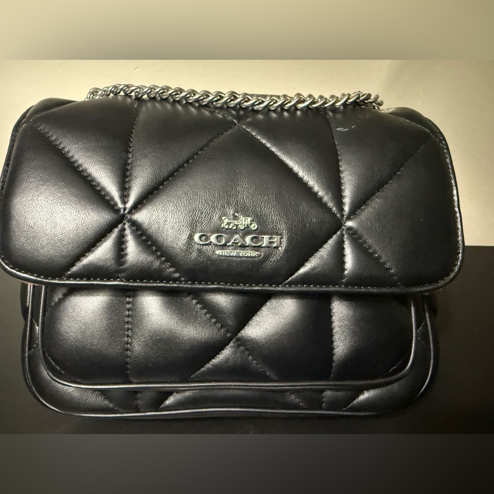 Quilted crossbody bag